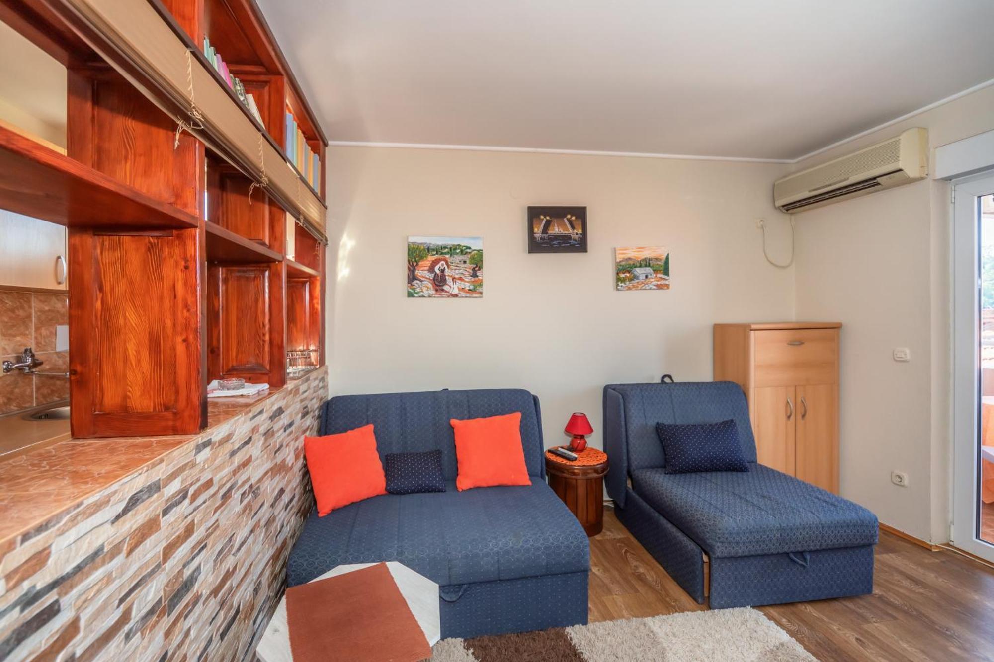 Apartments Pod Lozom With Seaview Petrovac Room photo