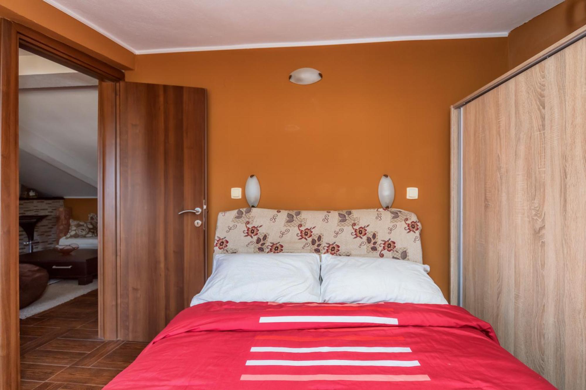 Apartments Pod Lozom With Seaview Petrovac Room photo