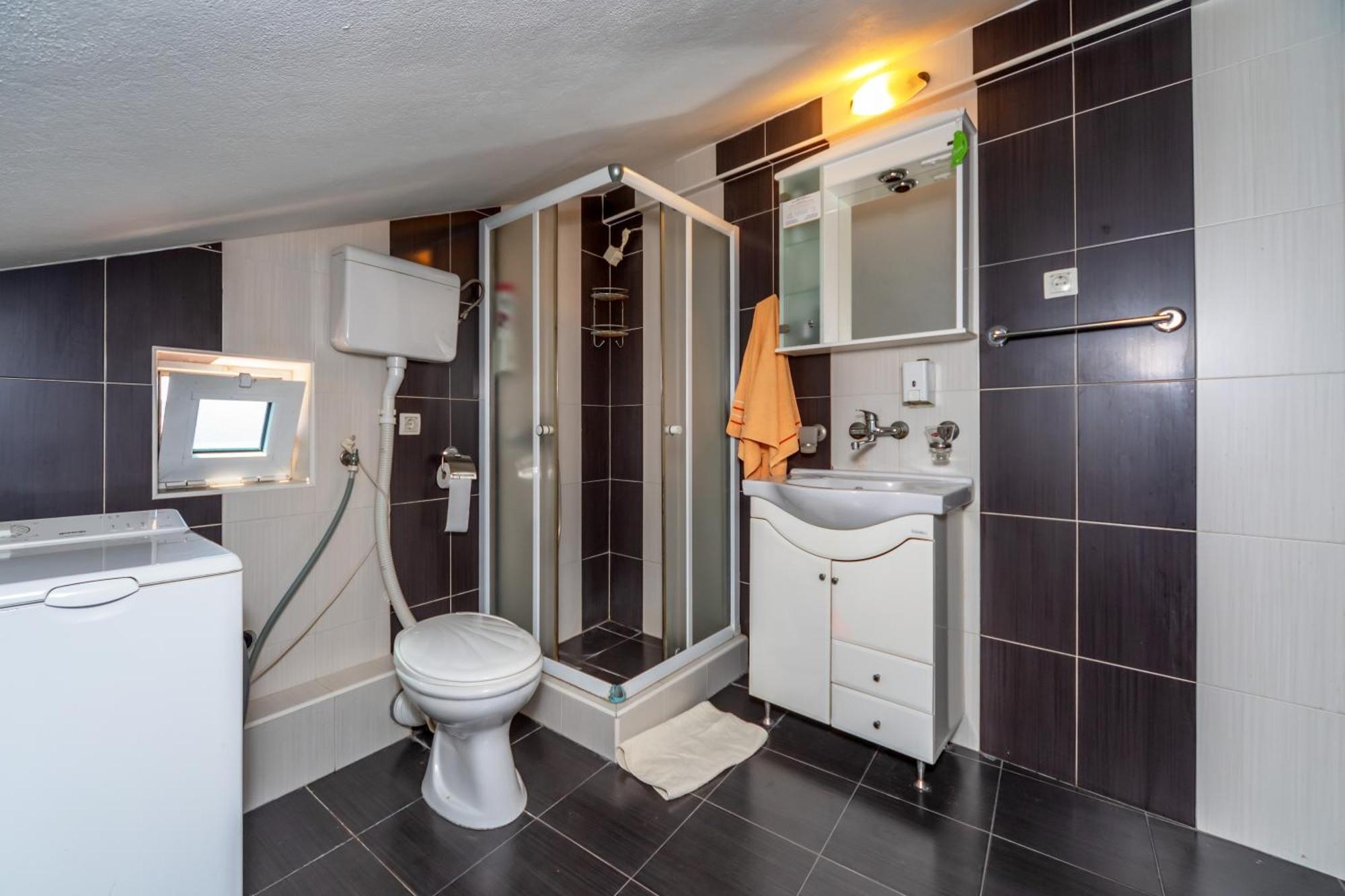 Apartments Pod Lozom With Seaview Petrovac Room photo